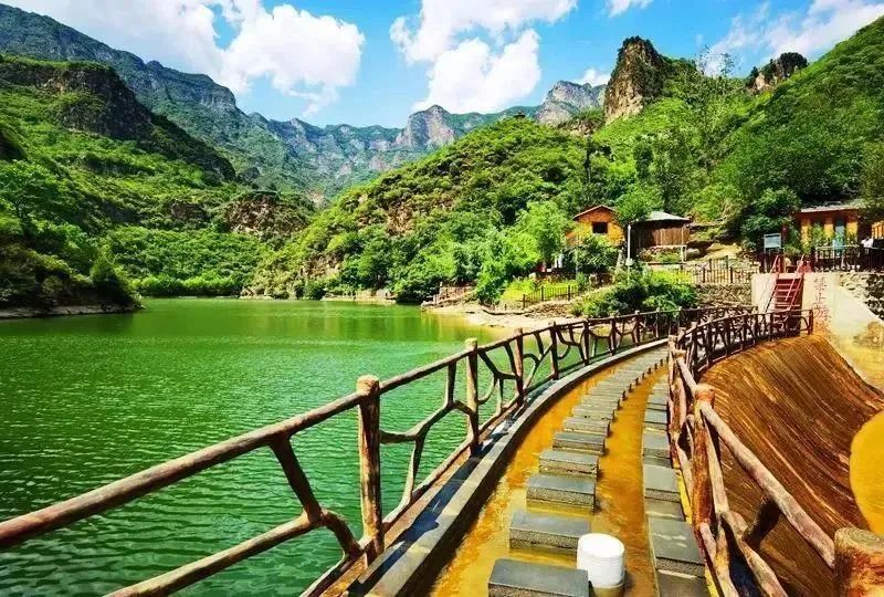 天池风景区|京西五彩天池来了！打卡不？