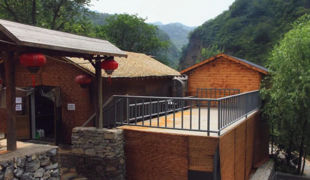 天池风景区|京西五彩天池来了！打卡不？