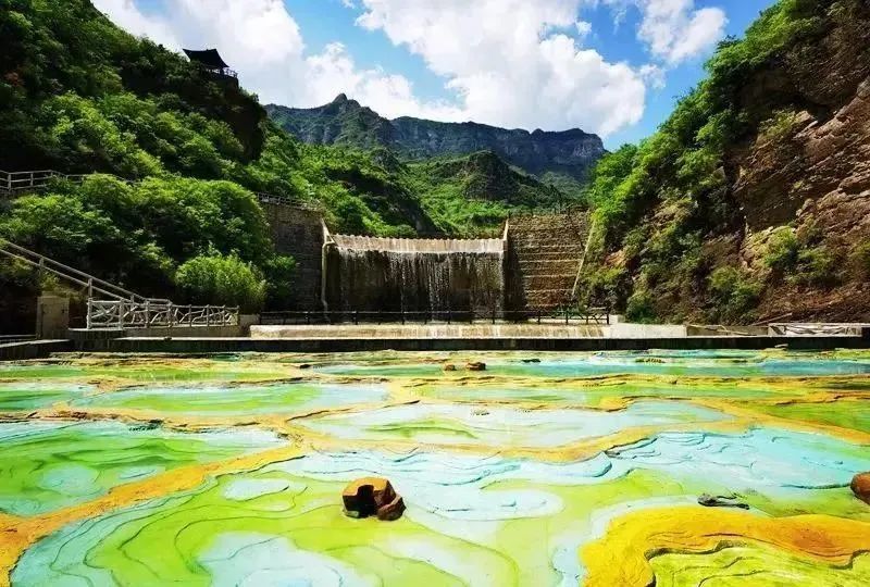 天池风景区|京西五彩天池来了！打卡不？