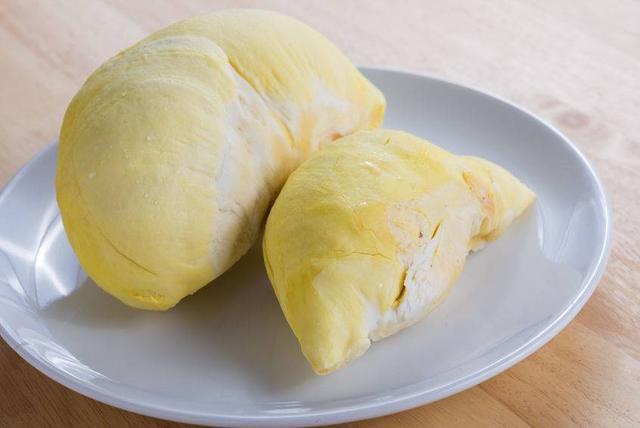 徐峥|比肉还更容易发胖！这5种水果，小心吃出徐峥“同款肚子”！