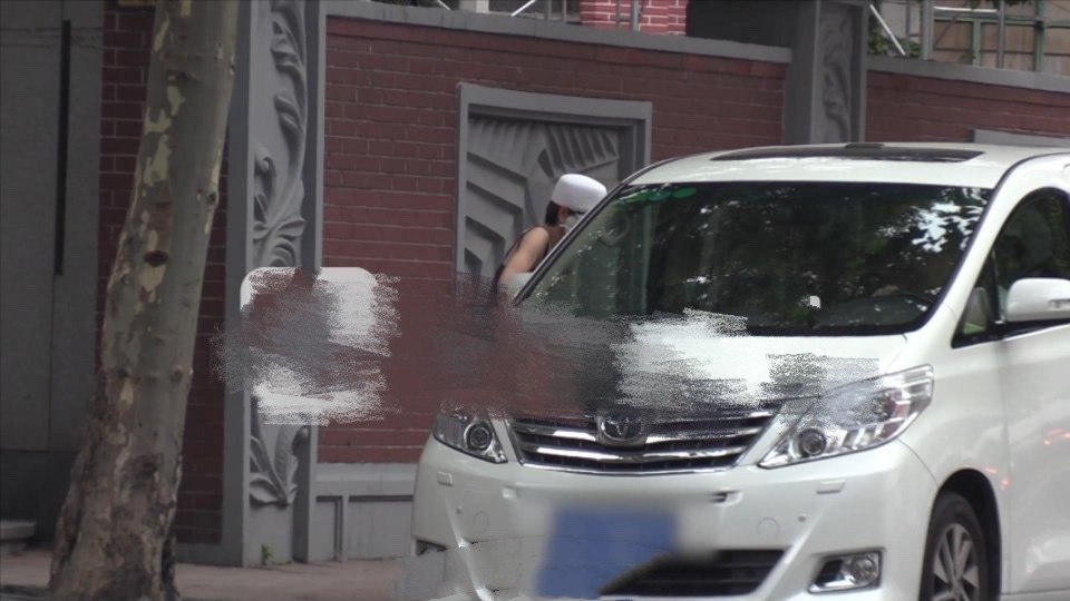 马伊琍|马伊琍带女儿做美甲，11岁爱马身高超过妈妈，五官神似文章