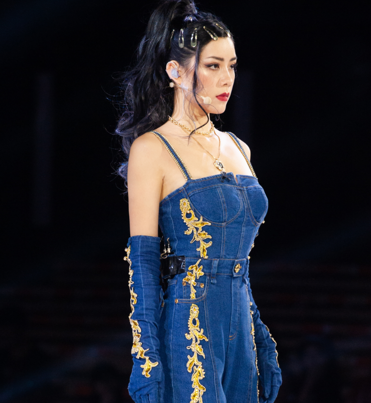 吴昕|复活团五公造型曝光，服装设计太美了，看到吴昕果断被圈粉了