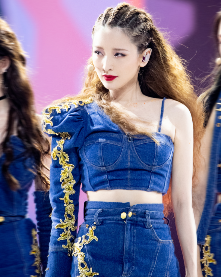 吴昕|复活团五公造型曝光，服装设计太美了，看到吴昕果断被圈粉了