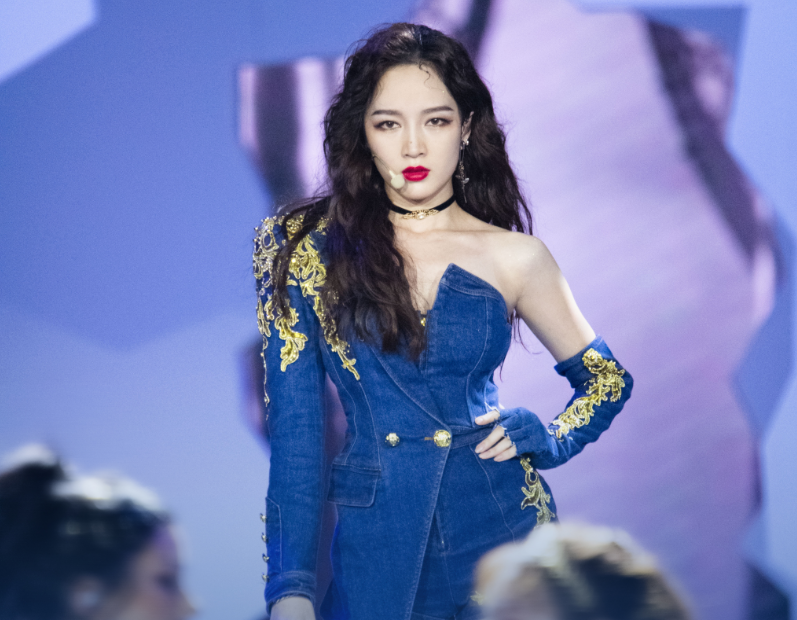 吴昕|复活团五公造型曝光，服装设计太美了，看到吴昕果断被圈粉了