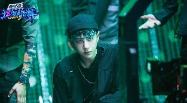 王一博|新剧0宣传空降，24小时热度飙升榜1，王一博真的实火！