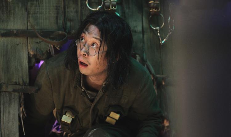 张译|《八佰》豆瓣7.9分，张译演活小人物老算盘，导演管虎被感动哭