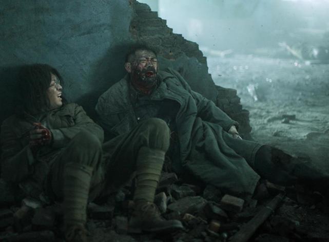 张译|《八佰》豆瓣7.9分，张译演活小人物老算盘，导演管虎被感动哭