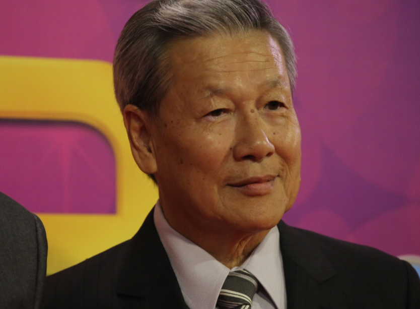 老戏骨|恭喜！73岁老戏骨宣布签约内地公司，半年前被TVB大幅减薪逼走