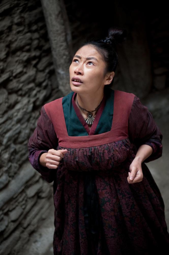 导演|一线｜专访梁静：拍完《八佰》导演黑胡子变白胡子，我心都碎了