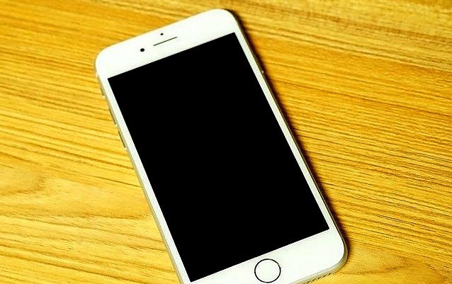 手机换屏需仔细 Iphone8充电没反应开不了机 小元件引起大故障 腾讯新闻