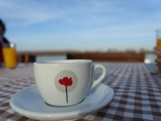 发表心情的说说朋友圈句子图片,唯美心情短语朋友圈配图