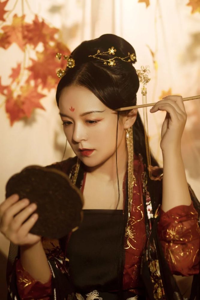 独家专访小时姑娘误入国风音乐路一走便十年