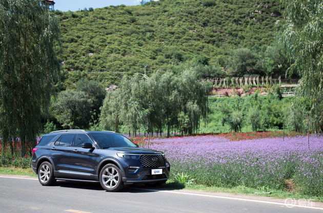 福特探险者|精致硬汉的绝美情怀 福特探险者探访北京最美花海