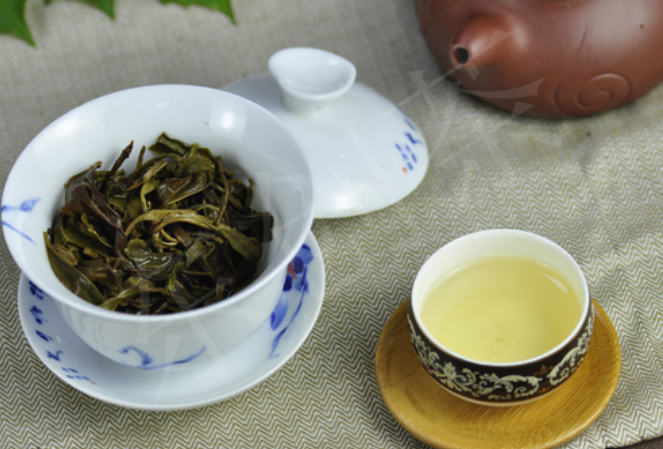 喝茶养生学问多 每天喝几杯茶 什么时间喝茶比较好呢 腾讯新闻