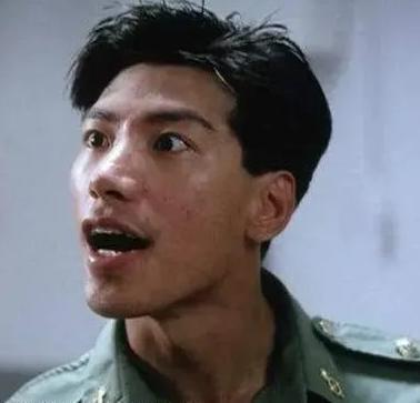 57岁张耀扬曾出演反派乌鸦哥隐退娱乐圈12年今做慈善发钱