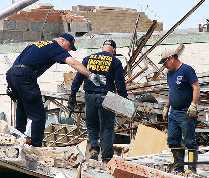 史蒂夫·班农|刷新认知：抓班农的机构，历史比美国还长