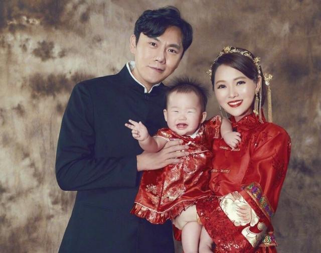 伊能静|伊能静的两任老公：一个是天赋异禀的歌王，一个是厚积薄发的影帝