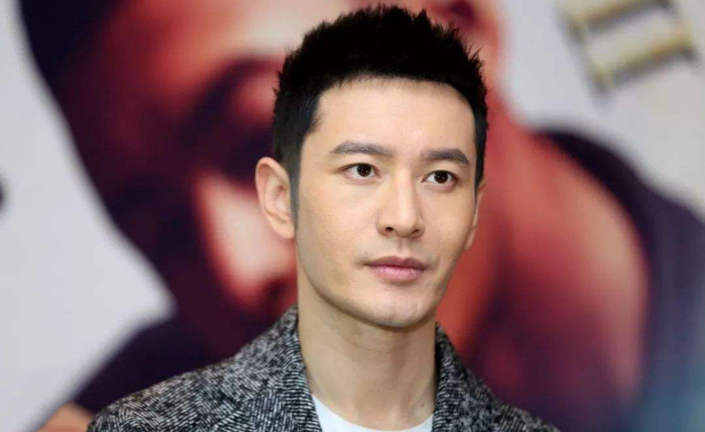 黄晓明|42岁黄晓明拍戏留中分发型突破大，这次，他又靠演技帅气了一回