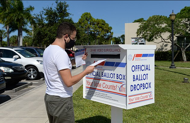 特朗普|特朗普发誓：必须派遣执法人员到投票站，遏制一切选民欺诈行为