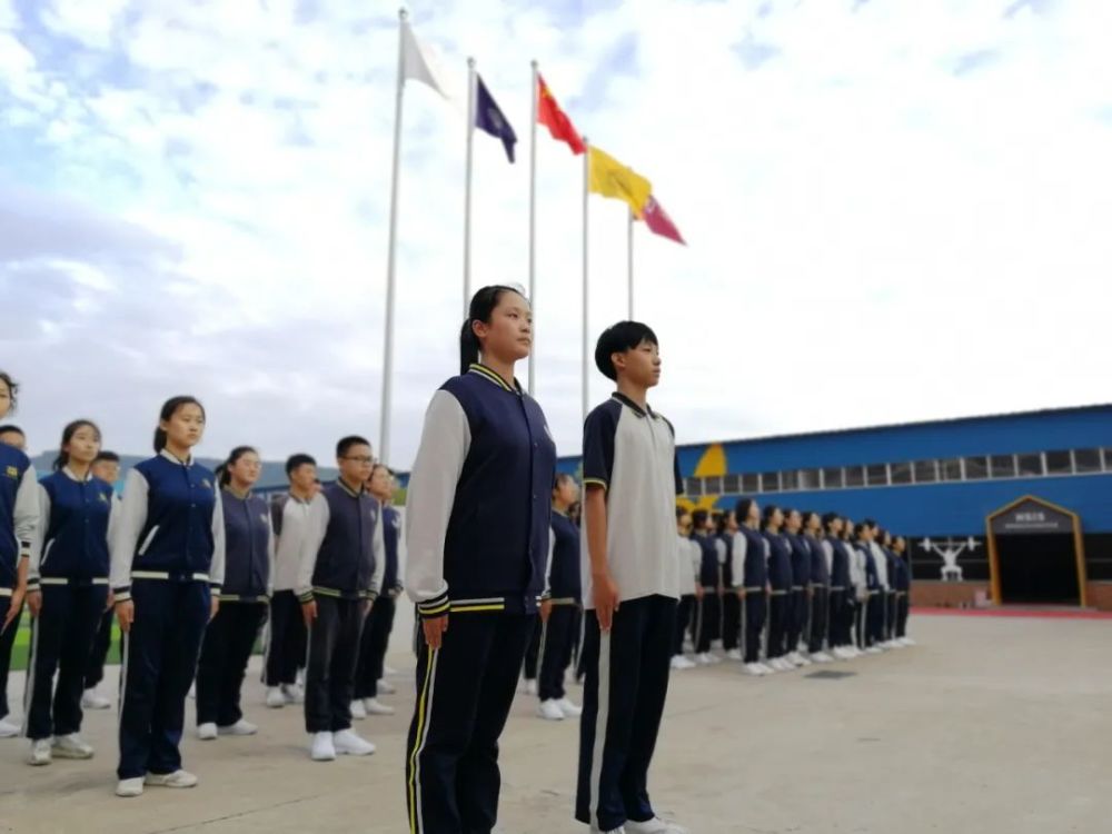 华福高中我们在慢慢蜕变