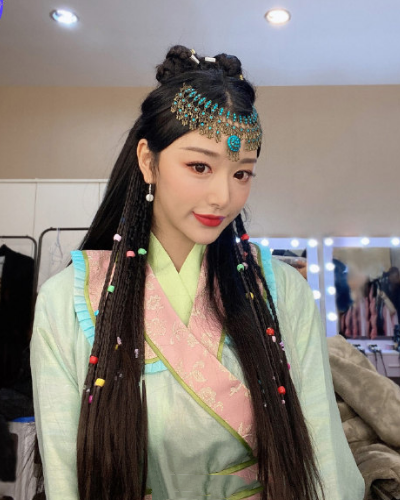 the9穿古装,喻言似侠女,虞书欣甜美,看到安崎:这不是佟掌柜吗