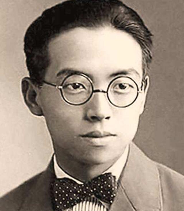 梁思成|“梁陈方案”被否决，梁思成在会议上失声痛哭，古建筑终迎来毁灭