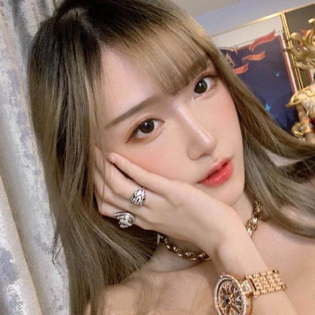 时隔66天腐团儿再秀cos照网友这组照片看得让人心动