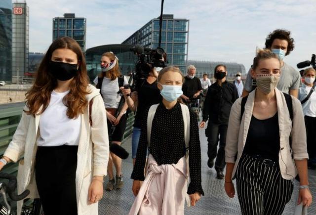 格里塔·滕伯格|瑞典环保少女再发声，与默克尔见面：希望领导人有足够勇气承担责任