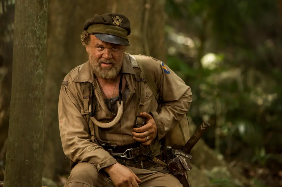 金刚幕后演员对着空气演戏全凭想象力哥斯拉身高是金刚的三倍