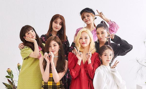 clc成员亮相综艺节目拍摄,大方比心摆拍,官方证明即将回归