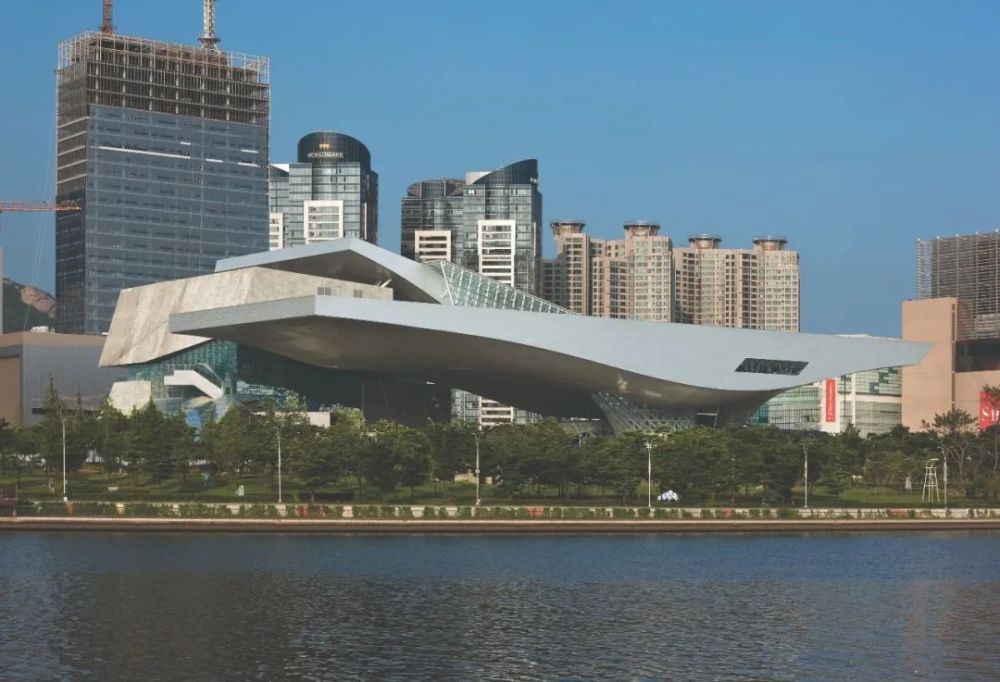 建筑|先锋与反叛：世界上最早的“云空间”
