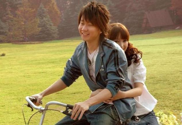 金莎|金莎回应新歌抄袭《胧月》：版权姐姐买了，我会珍惜自己的羽翼