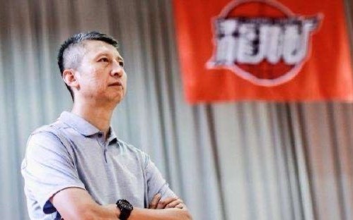 马尚-布鲁克斯|一天3消息！郭士强迎优质3D，北京欲组双小外，马尚表态广东男篮