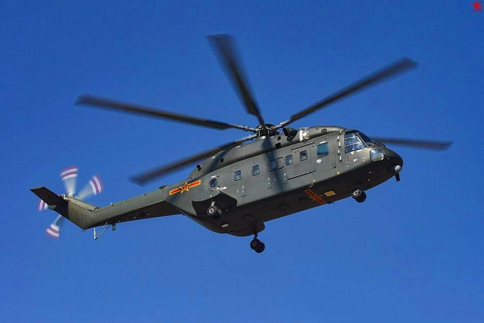 宽体版直8正式亮相能吊运超轻型155毫米榴弹炮堪称中国版灰背隼