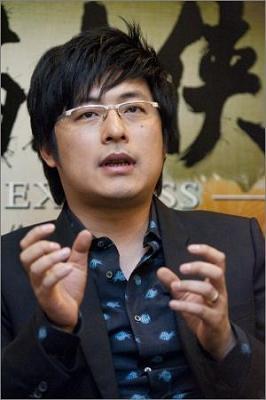 李湘|王岳伦事件3天后，才等来李湘姗姗来迟的回复，因为她44岁了