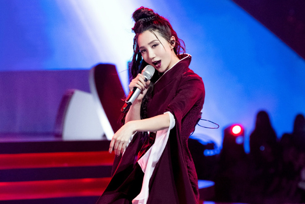 乘风破浪的姐姐|《乘风破浪的姐姐》阿朵孟佳复活 宁静组绝了 李斯丹妮组玄了