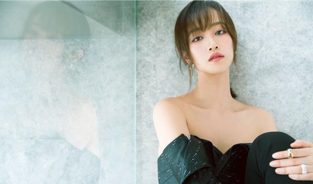 乘风破浪的姐姐|《乘风破浪的姐姐》面对网络圣母指责，蓝盈莹现在连呼吸都是错的