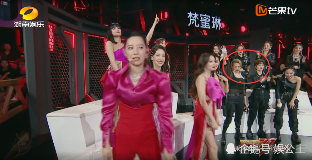 张雨绮|《乘风破浪》张雨绮拉票时大喊：我们是冠军团，宁静瞟了她一眼！