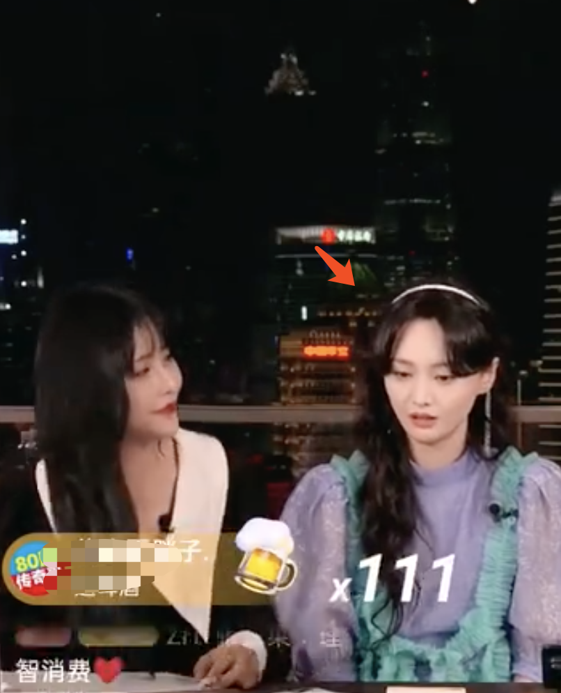 郑爽|郑爽直播甩脸“赶”走女主播，冷静后爆哭，看似耍大牌其实是好心