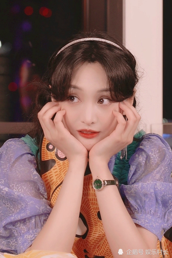 郑爽|郑爽生日直播时生气发飙，赶走主持人后自己也哭了，品牌方发声回应