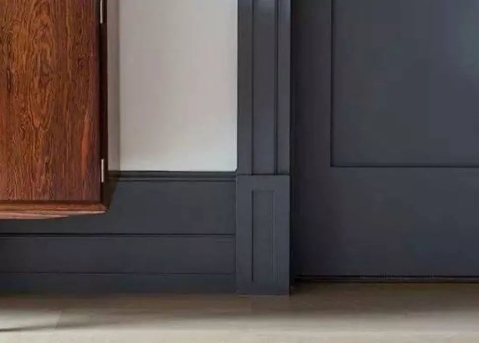 别小看不起眼的踢脚线,好设计细节必须跟上!