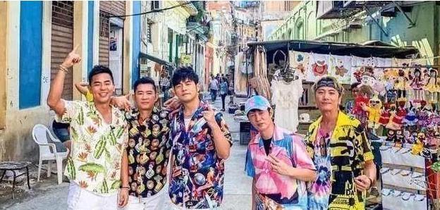 周杰伦|周杰伦公开承认的两任女友，一个是白月光，一个是美娇妻