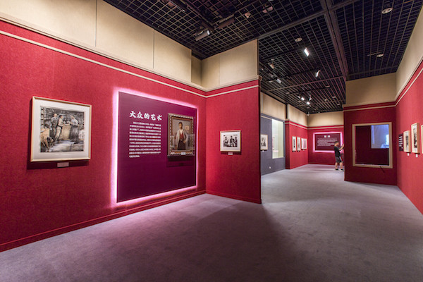 鲁迅先生是看不尽的画,上海鲁迅纪念馆展馆藏美术品