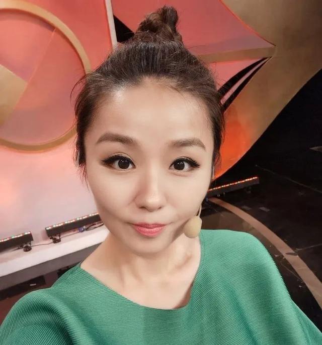 lisa榕扮演者艺名榕榕,在电视剧里,lisa榕给大家留下的印象是女强人