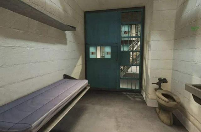 军队禁闭室你了解多少?吃喝拉撒都在里面,老兵说待久了能被逼疯