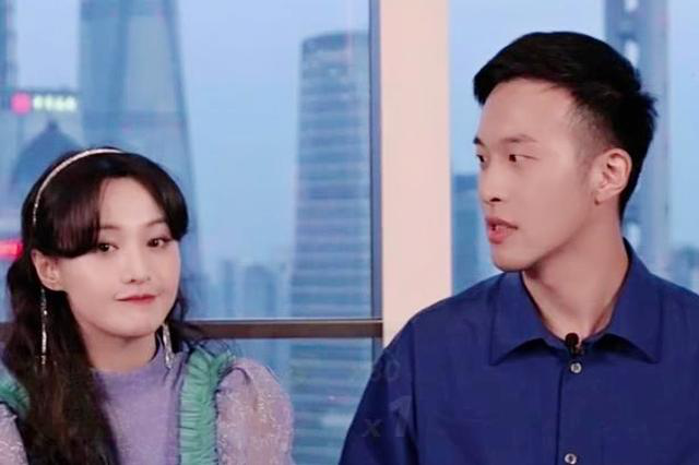 郑爽|郑爽直播带货情绪失控赶人，男搭档发文曝内幕，两人究竟是谁失职？