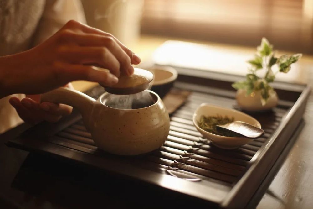 碳酸饮料|餐桌上常见的饮料，有些不能多喝！这些危害你一定要知道！
