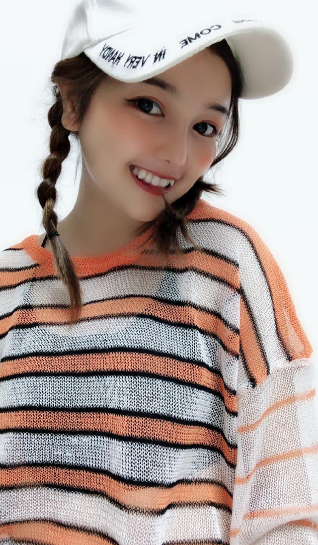 28岁1米35黄韵伊长相甜美惹人爱网友长得美比身高重要