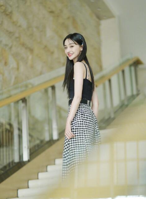 郑爽|郑爽直播发飙后，爽爸发声透露女儿当下情绪，并倡导粉丝守护小爽