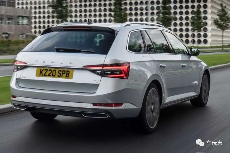 2020年斯柯达superb iv插电混动旅行车:实惠之选
